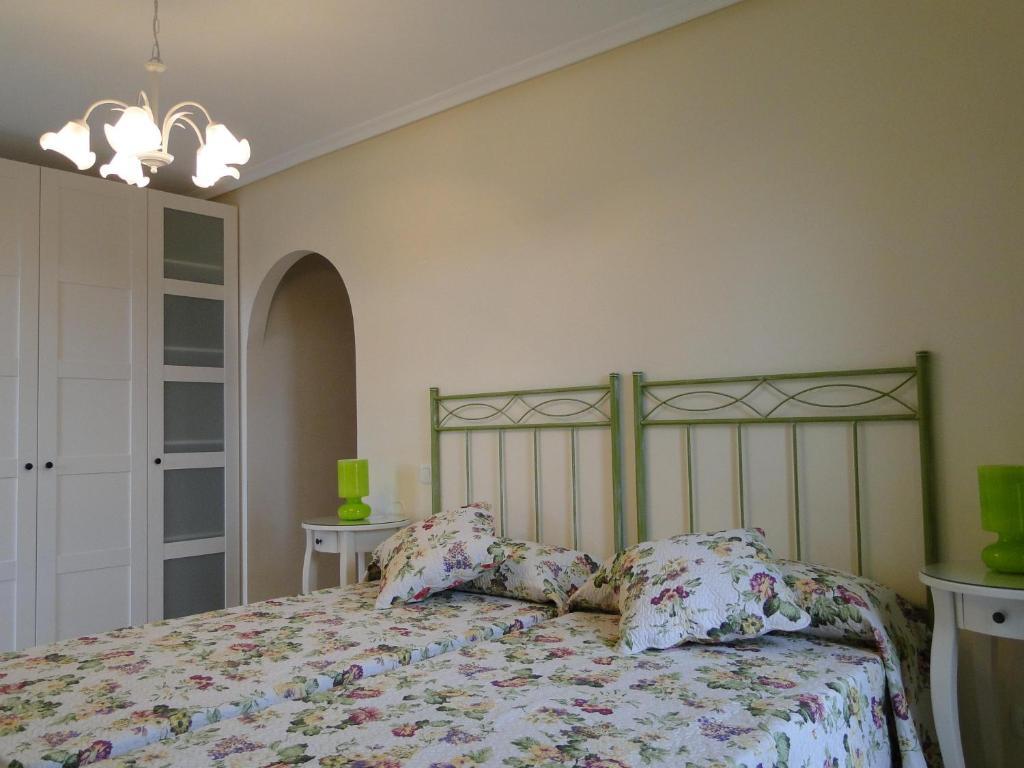 Apartamentos El Pinedo Noja Room photo