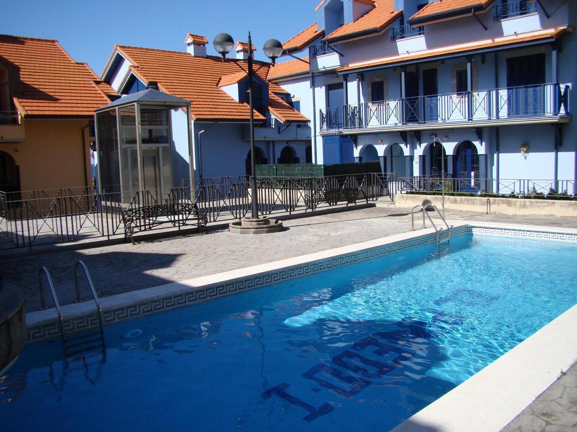 Apartamentos El Pinedo Noja Exterior photo